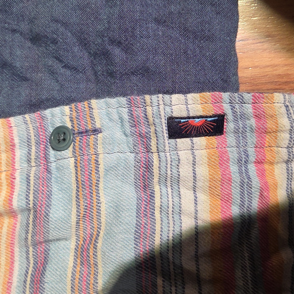 Faherty Reversable Long Sleeve Multi Color - Picture 2 of 7